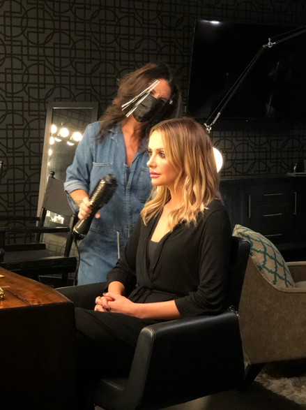 carlypearce's tweet photo. Looking forward to debuting my new hairstyle tonight on the #cmaawards. I seriously can’t get enough of my @hottoolspro 24K Gold One Step Blowout &amp; Styler. This'll change so much about how I style my hair—even after tonight! #Ad #ImagineTheStyle #HotToolsPro #HotToolsProfessional https://t.co/y1Jcdq028o