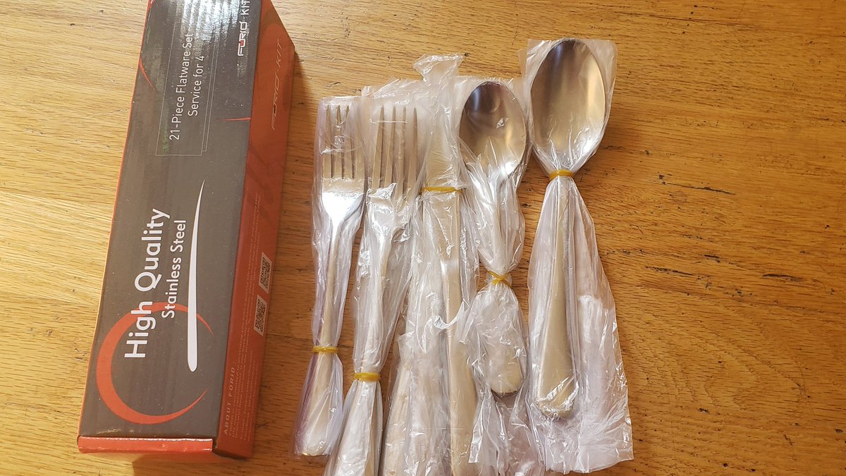 pooja21212121's tweet photo. This set is high quality stainless steel and will last you forever.The set contains 21 pieces.Great for any family starting out and even a great gift idea.
https://t.co/GI8YrNreUY
#silverware #forid #stainlesssteel #flatware #flatwareset #utensils #utensilsset https://t.co/OGzCGPCXcj