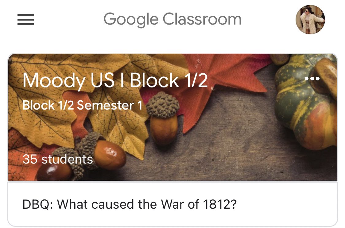 MsMoodyEdu's tweet photo. Can’t decorate my classroom like usual so I’m adding a little festive flare with my Classroom header 💁🏼‍♀️ @GoogleForEdu https://t.co/p3vxzdw1tK