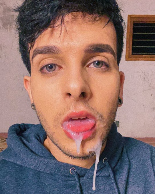 1 pic. Where would you like to cum??? 
 in the mouth? or in the ass??
? Only for this month, 60% OFF