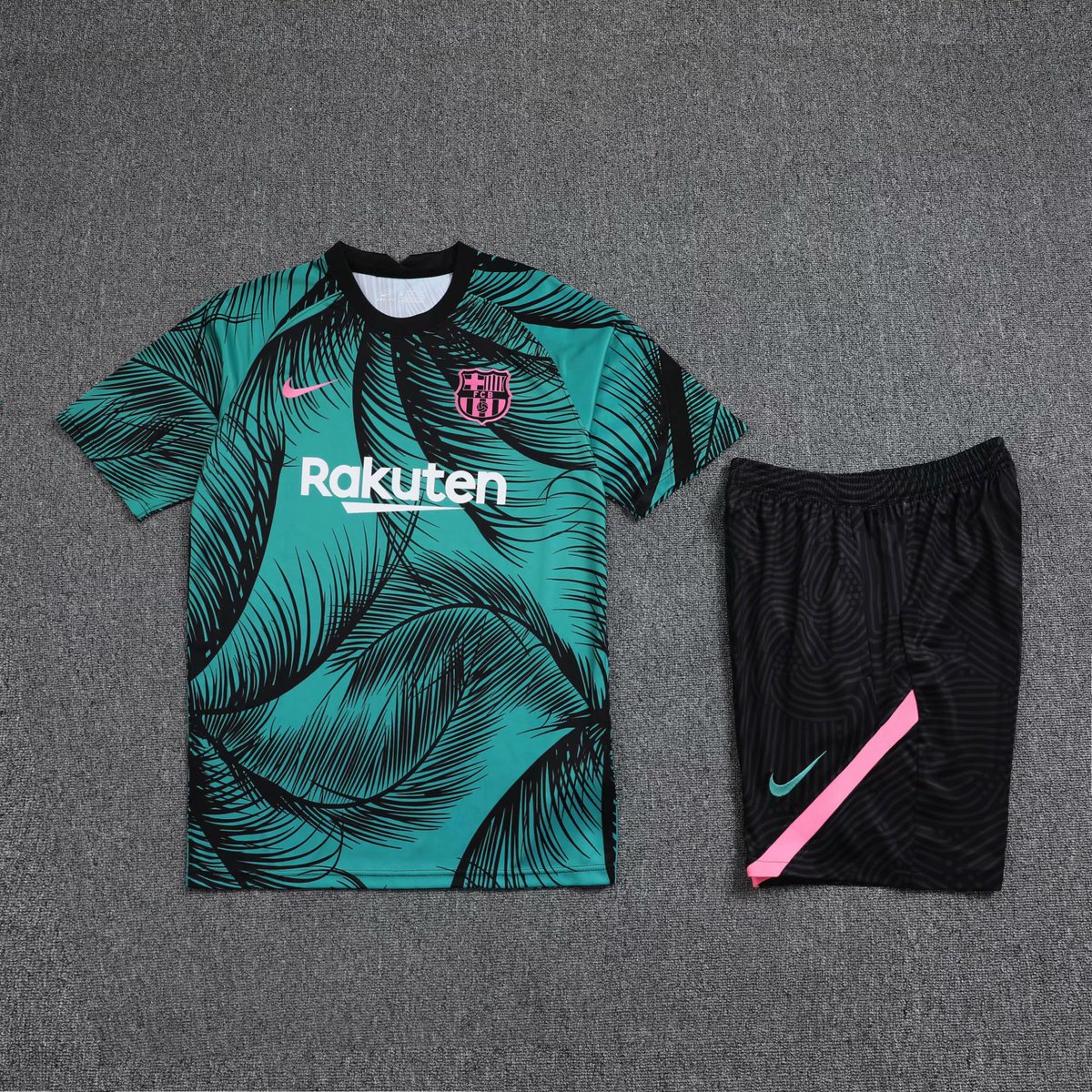 MMHOUTLET's tweet photo. CONJUNTO DE TREINO 🔥
DISPONÍVEL POR ENCOMEMDA 📦
PERSONALIZAÇÃO GRÁTIS 🤪
ACEITAMOS CARTÕES 💳 https://t.co/uvoENhgLLo