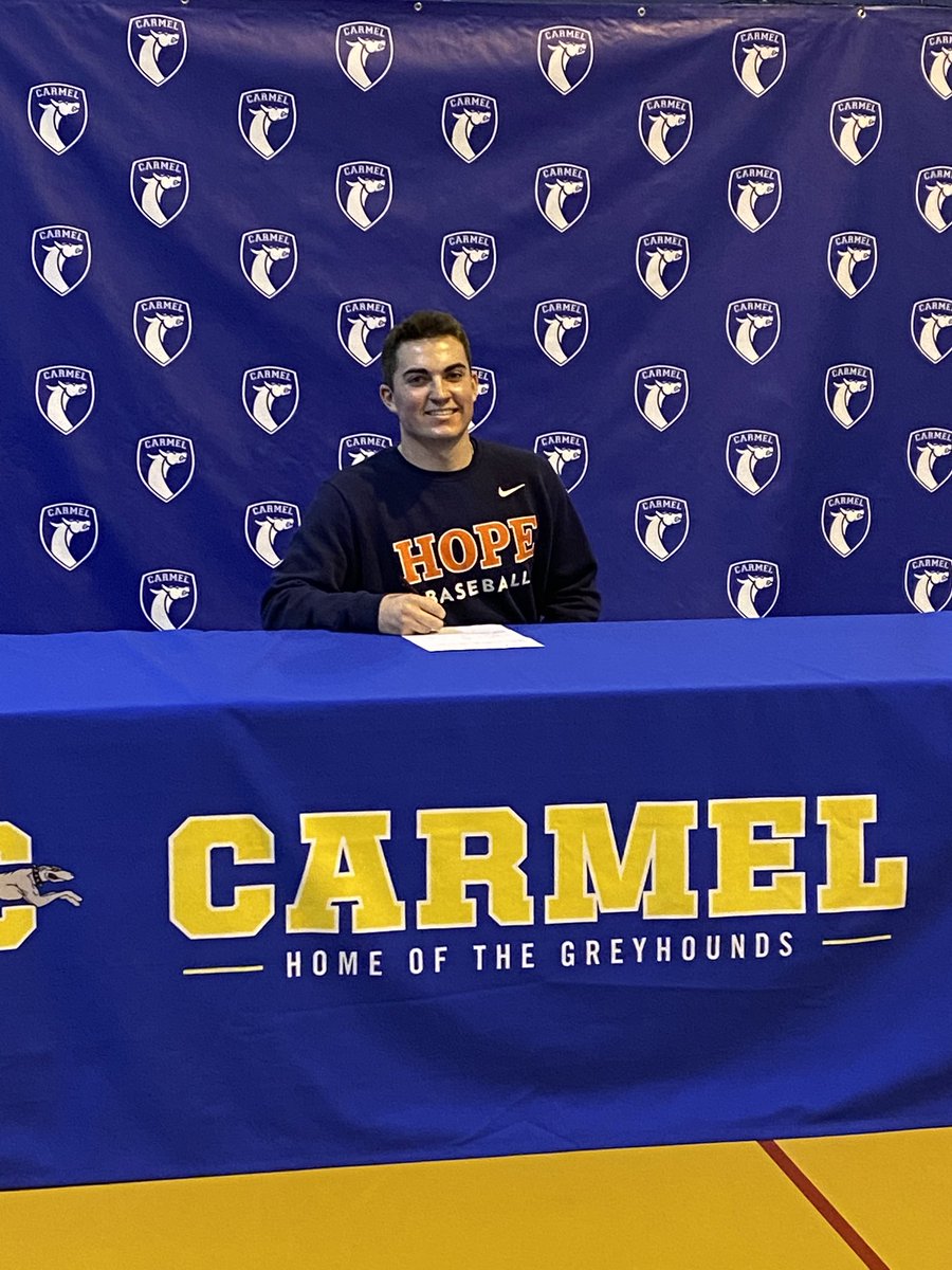 b_rosie4741's tweet photo. So excited for the next 4 years! @HopeCollegeBSB @Coach_Fritz @j_new45 @carmel_baseball https://t.co/IrvGrfzDQ2