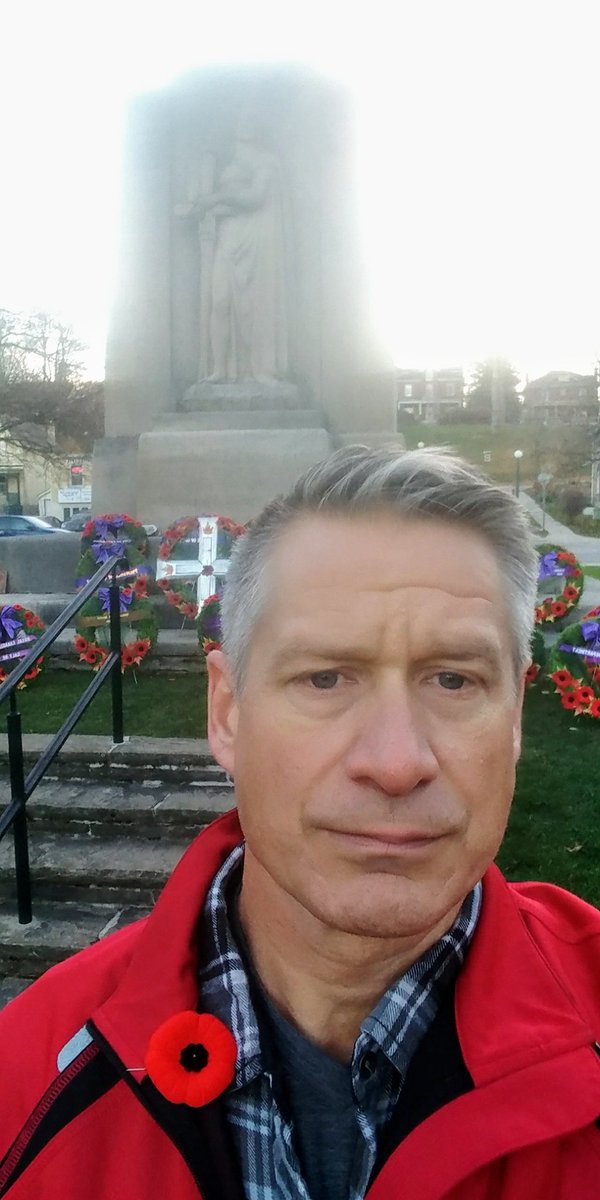 DarrellBierman's tweet photo. Took advantage of one more day of good weather to mark 2 minutes of silence for those who made the ultimate sacrifice @cityofcambridge centotaph #LestWeForget 
@TalkRiverCity https://t.co/Ev0lNw1q7r