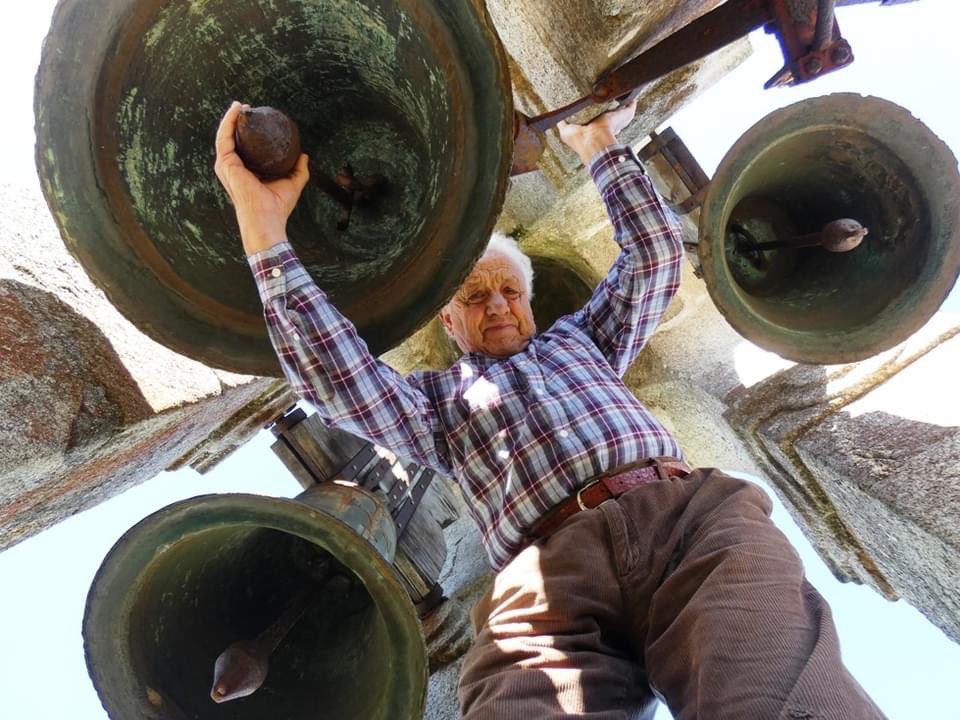 A <a href="/Xunta/">Xunta de Galicia</a> impulsa unha web sobre a importancia patrimonial e etnográfica das campás na contorna dos Camiños Francés e Primitivo cultura.gal/gl/nova/70335?… <a href="/CulturaXunta/">Cultura de Galicia</a> <a href="/campanersvlc/">Campaners de la Catedral de València</a> <a href="/batitales/">Batitales</a> <a href="/Carlosdansrelo2/">Carlosdansrelojeros</a>