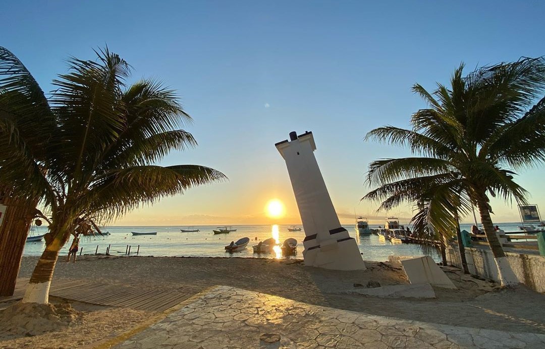 <a href="/AlcaldesTV/">Alcaldes TV</a> #PatrimonioTurístico en #QuintanaRoo #CaribeMexicano se hace un gran esfuerzo para la recuperación económica vía el #Turismo en todos sus #Municipios <a href="/cristinazuetar/">Cris</a> <a href="/TheAlanAlexis/">Alan Alexis Juarez 🔥</a> <a href="/carlapameM/">carla</a> <a href="/yaxibi1/">Alondra Yaxibi Martínez Flores</a> <a href="/chetubien/">Comunidad Chetubien</a> <a href="/fermin_carrillo/">Fermín Carrillo</a> <a href="/mapachestec/">@MAPACHESTec</a> <a href="/AlondraQRoo/">Alondra Herrera</a> <a href="/Mitzvela/">𝑴𝒊𝒕𝒛</a> <a href="/LauFdzOficial/">Laura Fernández 💫</a>