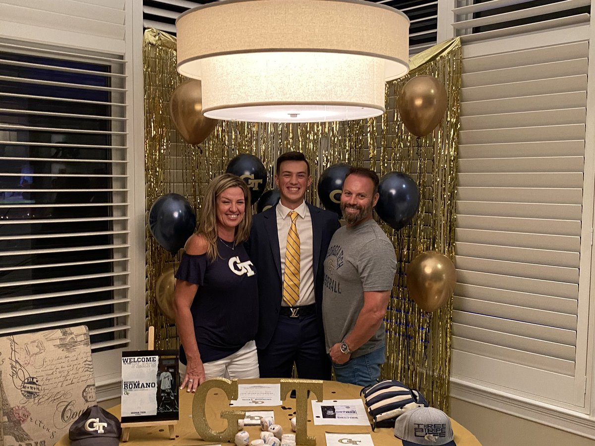 Nicholas Romano tweet media