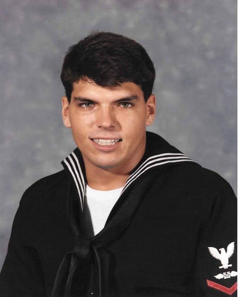 Bt2uali's tweet photo. My favorite veteran! We โค you to the ๐and back. #USNavy #VeteransDay2020 #DesertStorm #ERAKing #service #loved #honored #ProudToBe https://t.co/XnhtMZ8tt5