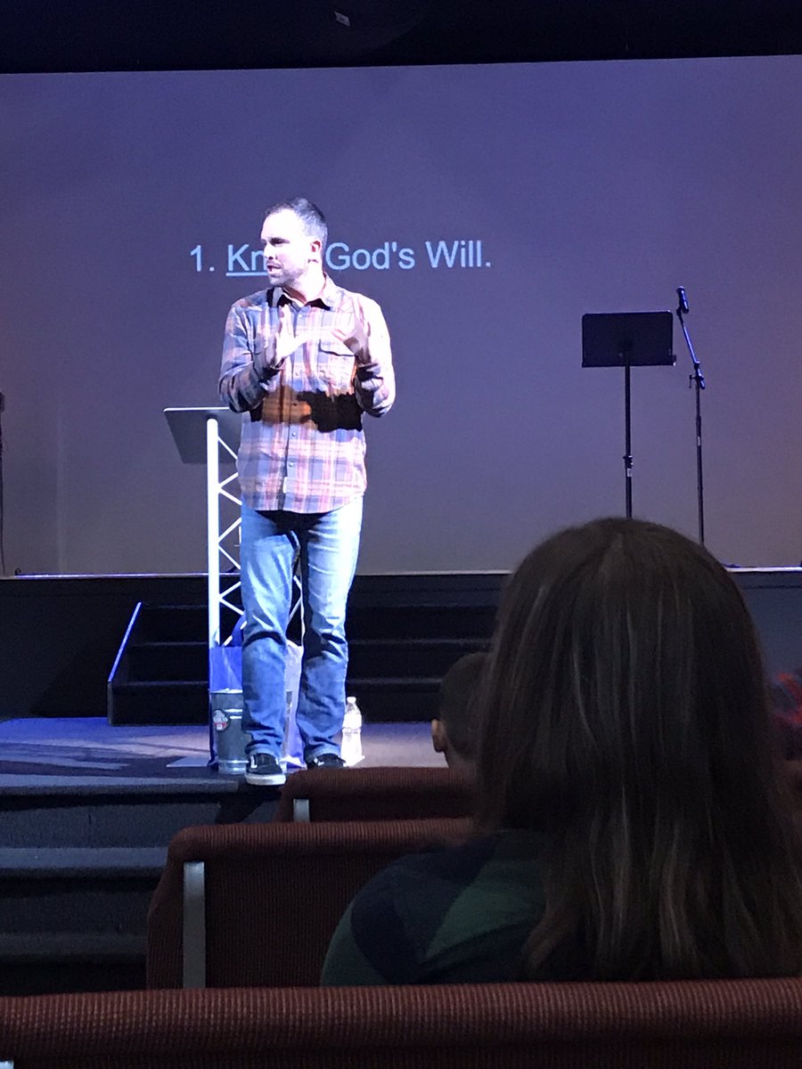 WalnutGrove_KY's tweet photo. Steven Cross is preaching to the youth through the book of Colossians. https://t.co/a2K9eKndSD