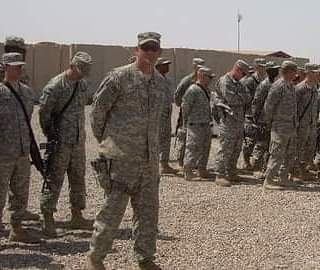 big_a_srt's tweet photo. Happy veterans day ❤ here is a pic of me with my platoon in Iraq https://t.co/MB7TQdg2e8