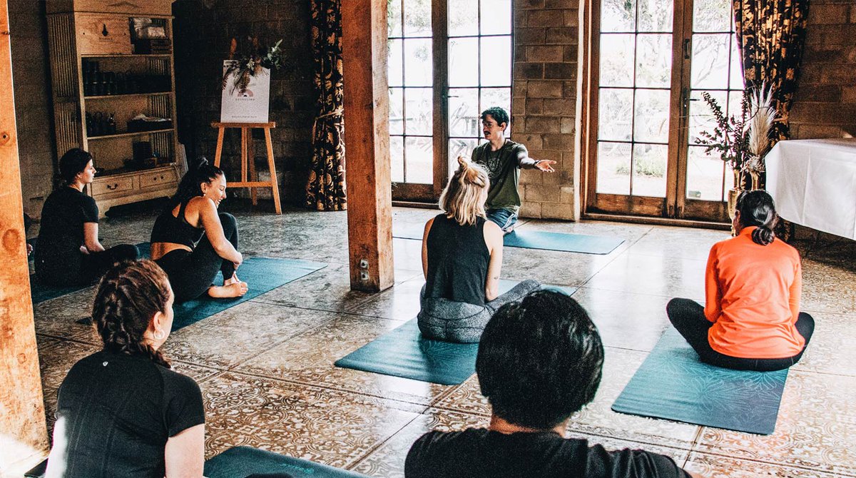 Ananda Tours tweet media