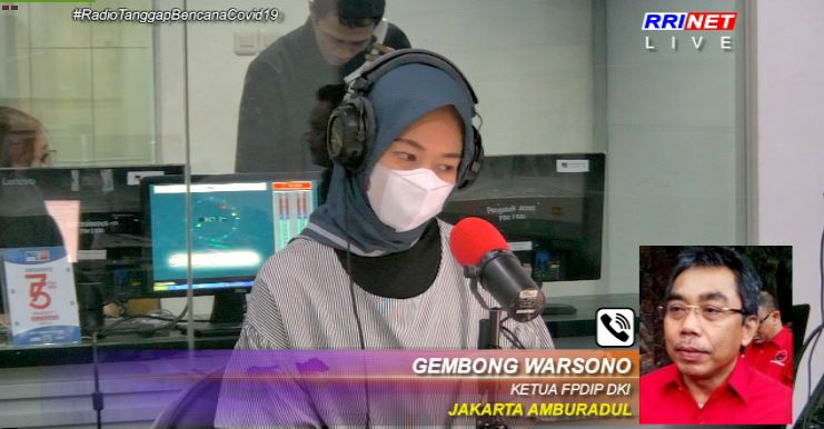 RRIPrograma3's tweet photo. Selamat Pagi, pembahasan kita di Pro Kontra pagi ini adalah Kontroversi yang Muncul dari Pernyataan Megawati "Jakarta Amburadul"
Presenter : Alya Rohali & Fadly Sungkara
#INDONESIAMENYAPAPAGI #RRIPRO3 https://t.co/HZoRr7poxp