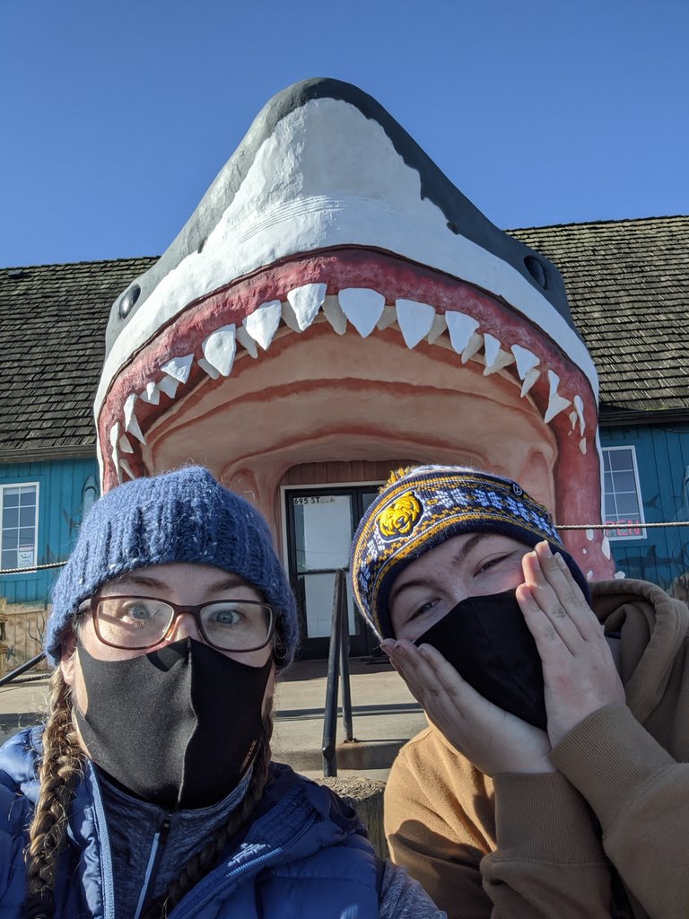 TMSHyLo's tweet photo. Firewolves 🔥🐺! I hope you honored a Veteran and found some calm away from screens today! I prioritized mental health and went adventuring! #tmspe #howimove https://t.co/pNAo9cykdU