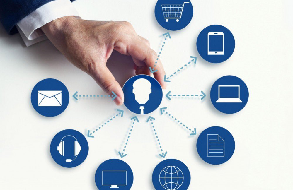 Samarlyr1's tweet photo. ¿Qué hace el profesional de relaciones públicas?
¡Accede a éste link y descúbrelo!😍✨ 
https://t.co/QNKFOJoDeh https://t.co/wRwhPGWGBw
