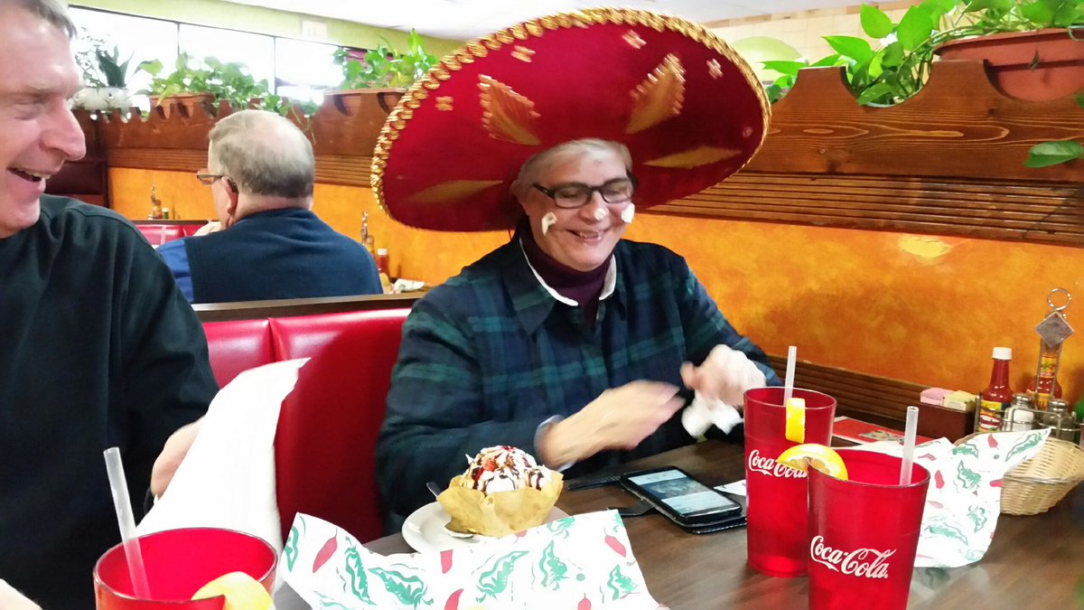 Amy Lyn Wright tweet media