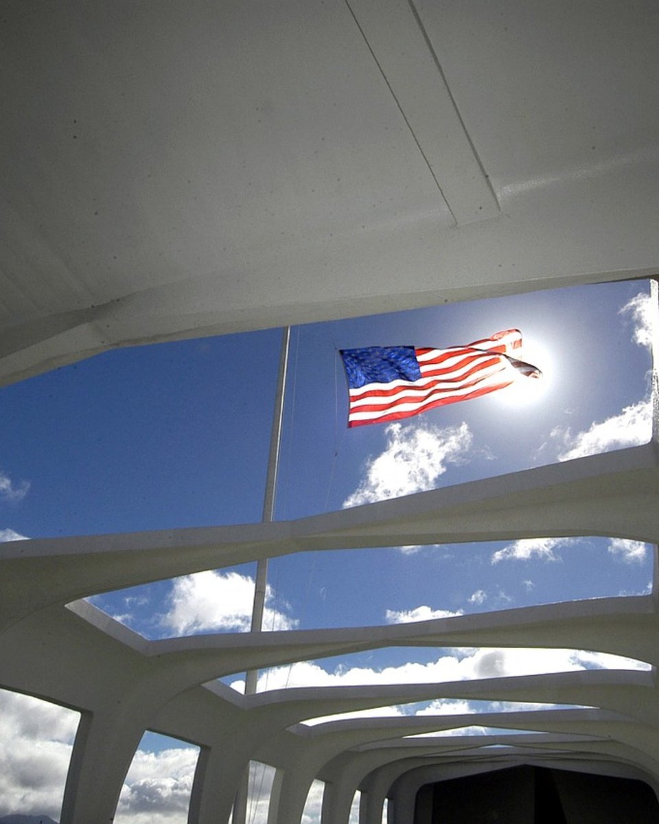 LocationsHI's tweet photo. On behalf of the Locations 'ohana, we would like to wish a safe and peaceful #VeteransDay to all the #Vets, military service men and women and their families for all they do keep us safe in #Hawaii
Mahalo https://t.co/uU1GaIWrP7