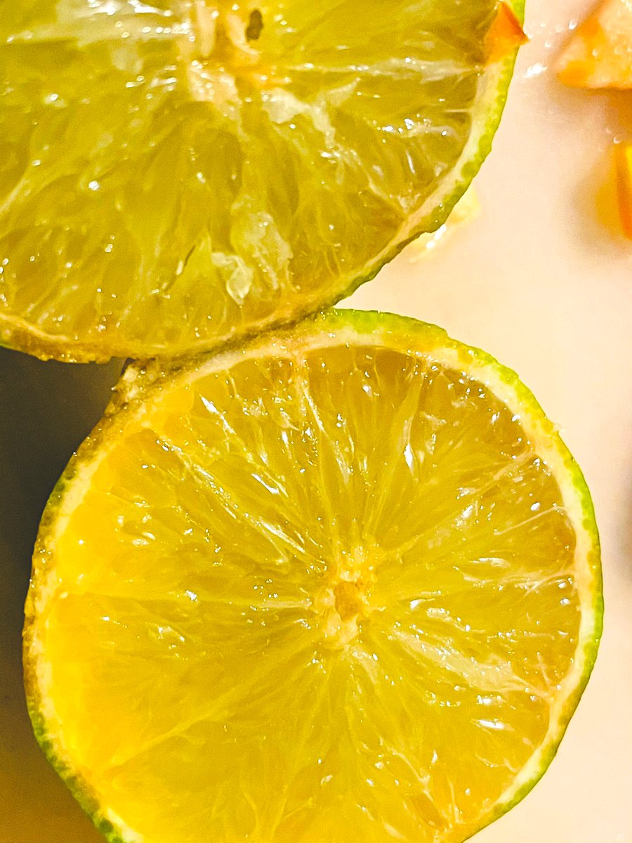 parneshia's tweet image. Sometimes the battered and bruised have all the glorious and truth! Don’t sleep! They made band aids, hot grease, and love for a reason! #cookingcomfort #publife #editorlife #foodie