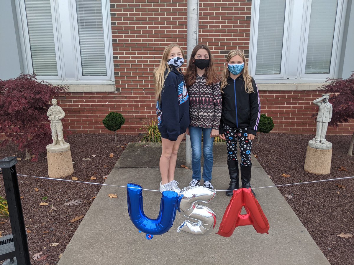 MrKireta's tweet photo. November 11th is always one of my very favorite days to be a Bulldog!  Proud of how our community, students, and staff collaborated  to celebrate those who’ve served.  Thank you Veteran’s! #bssdproud #bsmsrocks https://t.co/ZyJZBxY3Tv
