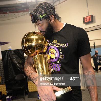 LakeShowYo's tweet photo. https://t.co/P67J7wVeI7