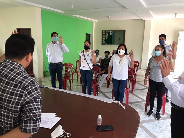 MEPlus05's tweet photo. 🔵 El día de hoy posesionamos la directiva de Movimiento Plus en el cantón #Bucay tuvimos la grata compañía de líderes y dirigentes del cantón quienes están dispuestos a sumar y multiplicar esfuerzos en esta lucha por recuperar la patria.
@MashiRafael
@ecuarauz 
@rabascallcarlos https://t.co/UT6sEgzJJh