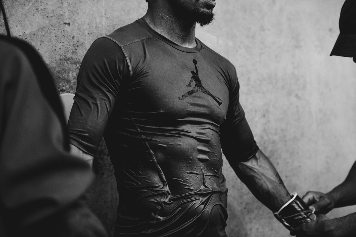 andreward's tweet image. I don’t play about my work 😤 @Jumpman23