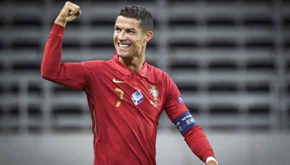 mavegol's tweet photo. 🔝La carrera de @Cristiano🇵🇹

⚽️746 en 1022 PJ (0,72)

👉304 marcó 1 gol

👉131 marcó 2 goles

👉46 marcó 3 goles

👉8 marcó 4 goles

👉2 marcó 5 goles

⁉️ COMO LOS MARCÓ

👉481 derecha (128 penal, 56 tiro libre)

👉133 izquierda

👉130 cabeza

👉1 con el brazo

👉1 zona pélvica https://t.co/qraQ9yyokB