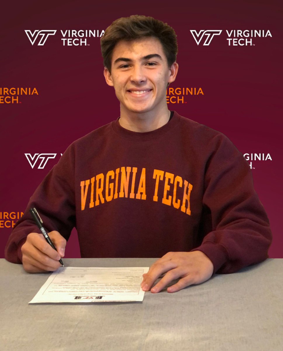 UAMensAquatics's tweet photo. Congrats to @emmaschueler_ @MiamiOHSwimDive , @HaydenJay6 @HokiesSwimDive , and @AveryVoss1 @stanfordmswim on signing today!  We are proud of you! #gobears #homegrown #onceabearalwaysabear🐻@uawaterbears @Swimming_UA @UAHSAthletics @ThisWeekDave @UABearsStrength @ThisWeekSports https://t.co/PyHn1QRyyf
