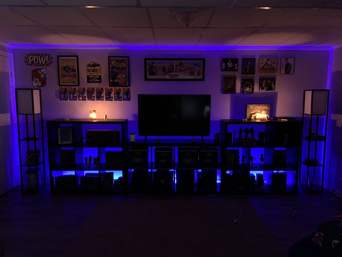 yrocAfella's tweet image. The man cave is ready for #311StreamSystem and so am I!!!!!