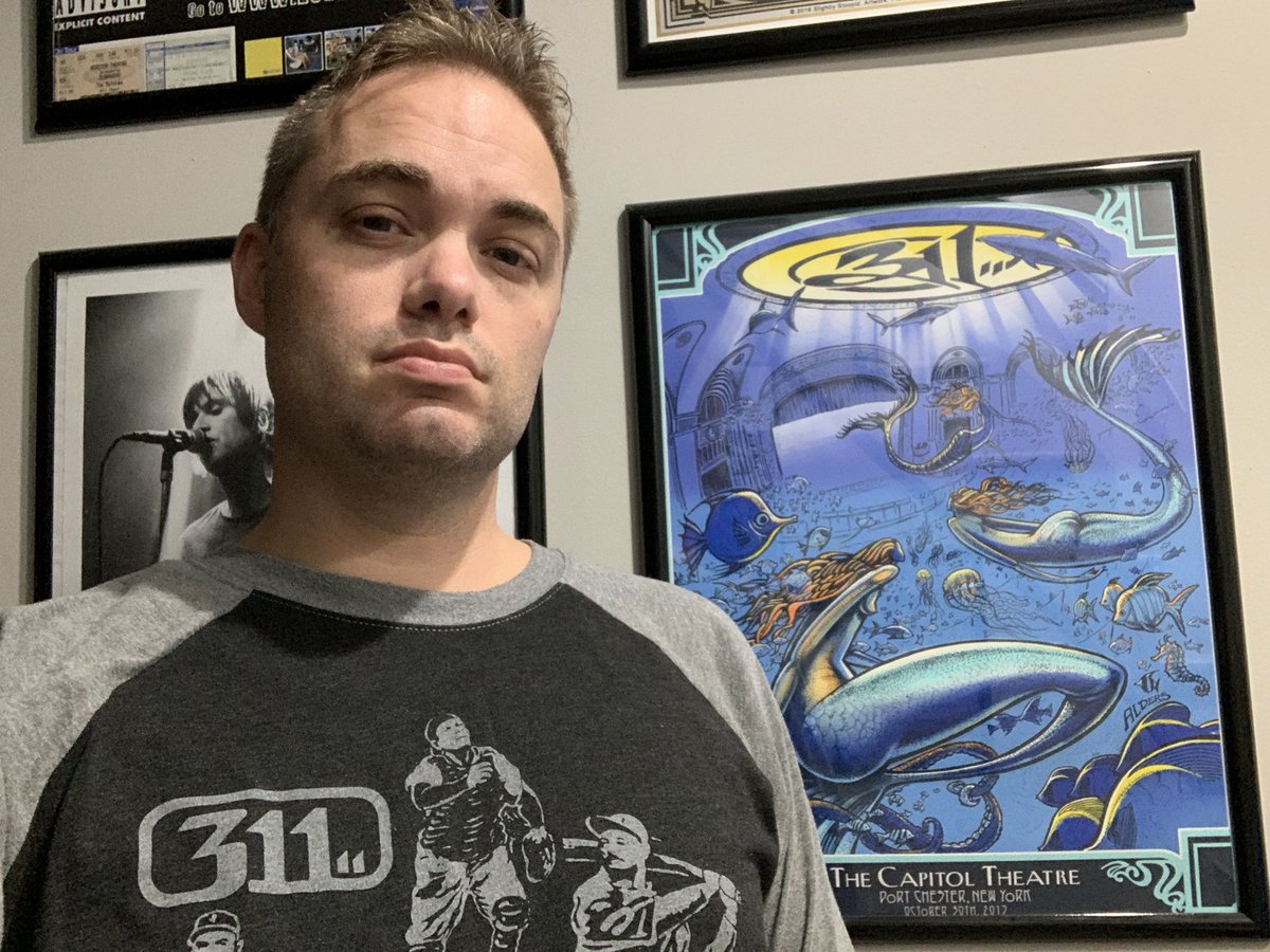 yrocAfella's tweet image. The man cave is ready for #311StreamSystem and so am I!!!!!