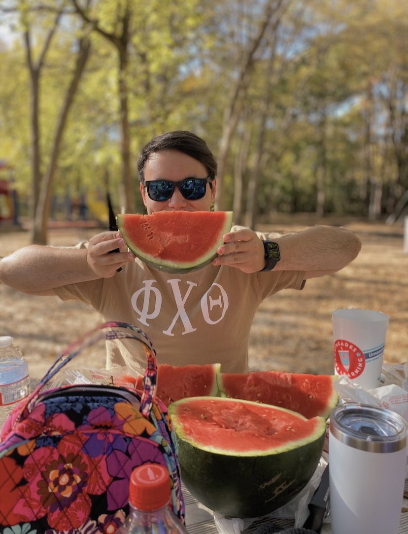 SHSUPhiChiTheta's tweet photo. WHY ΦΧΘ?
Here in Phi Chi Theta you will gain the opportunity to make lifelong brothers and sisters that you will grow with and develop professionally together. Beta Theta chapter offers so many opportunities and we love making memories with one another!
•
•
•
#shsu #rushpct https://t.co/NoPjEhTee6