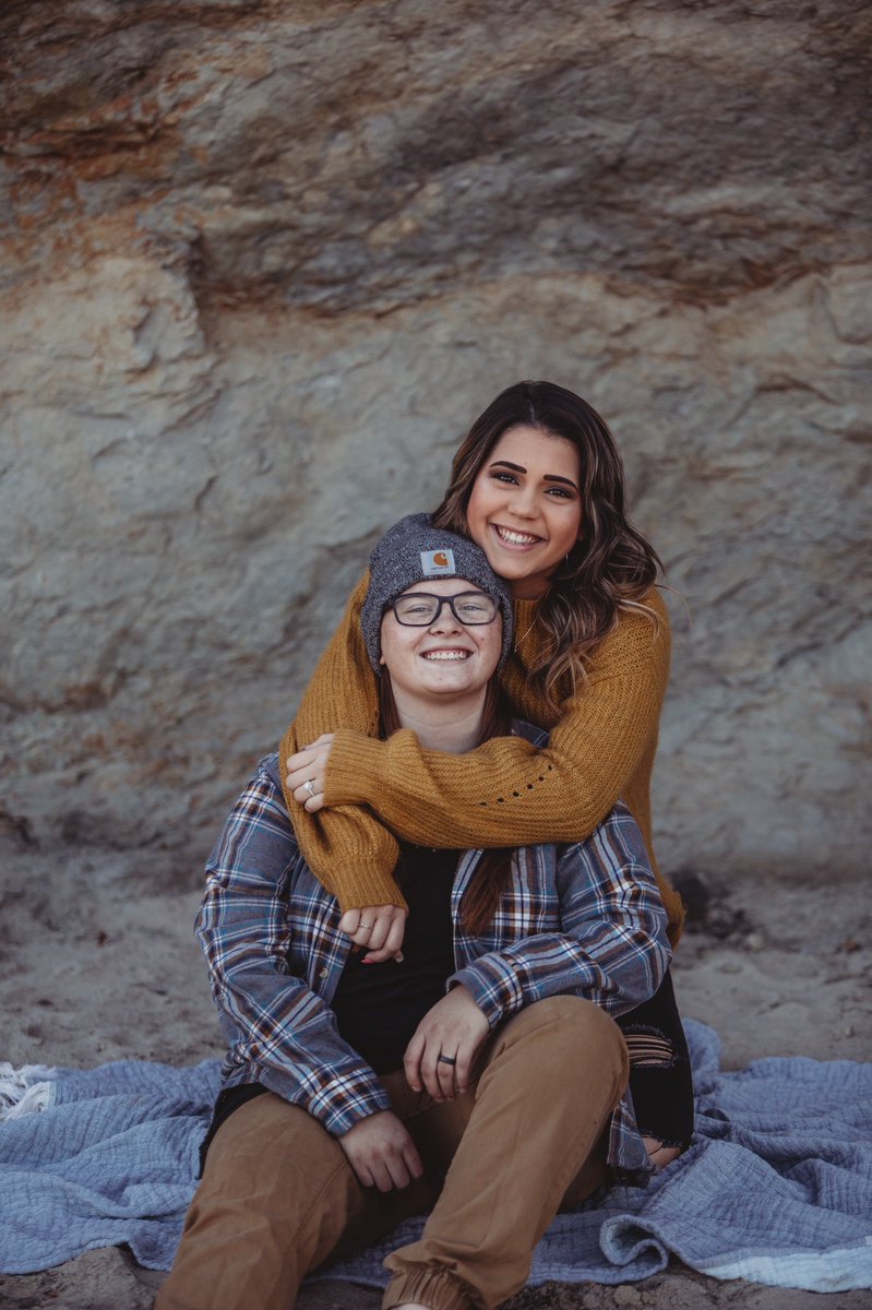 haylsnah's tweet photo. May can’t come soon enough 💍 https://t.co/J2ZdEe2rYO