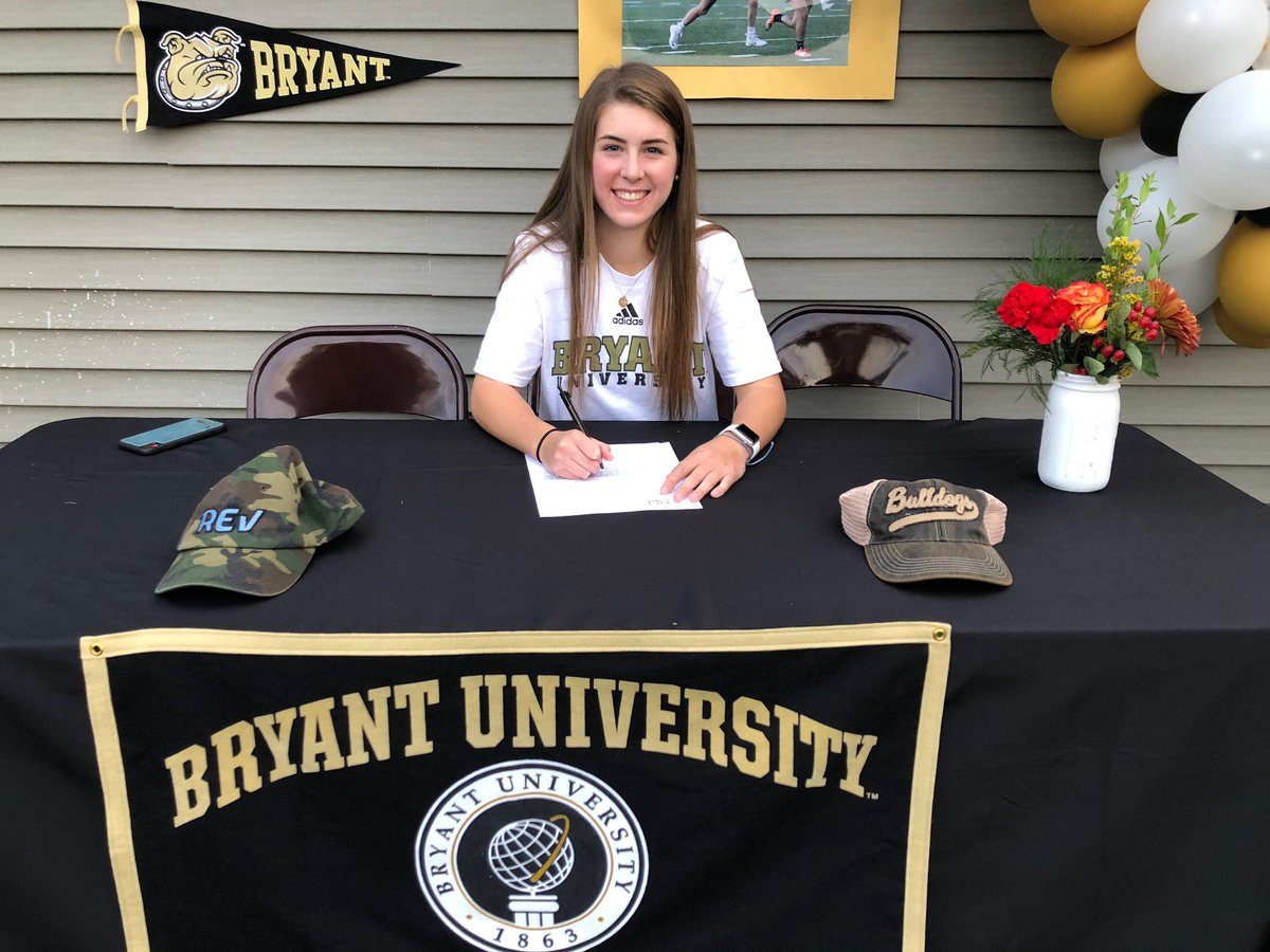 Claudia Bonaventura signs her NLI to play Lacrosse at Bryant University! #NationalSigningDay