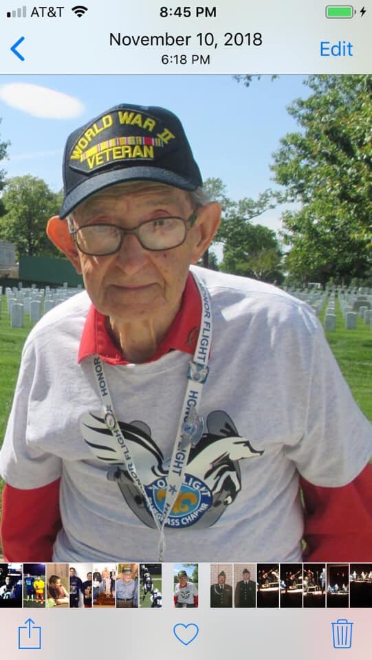 cyoung58's tweet photo. Happy Veterans Day to all that have served. Especially proud of my brother @CoachYoungSW , my stepdad @HaslarR and my papaw Otis. #VeteransDay2020 https://t.co/5odCteEMTG