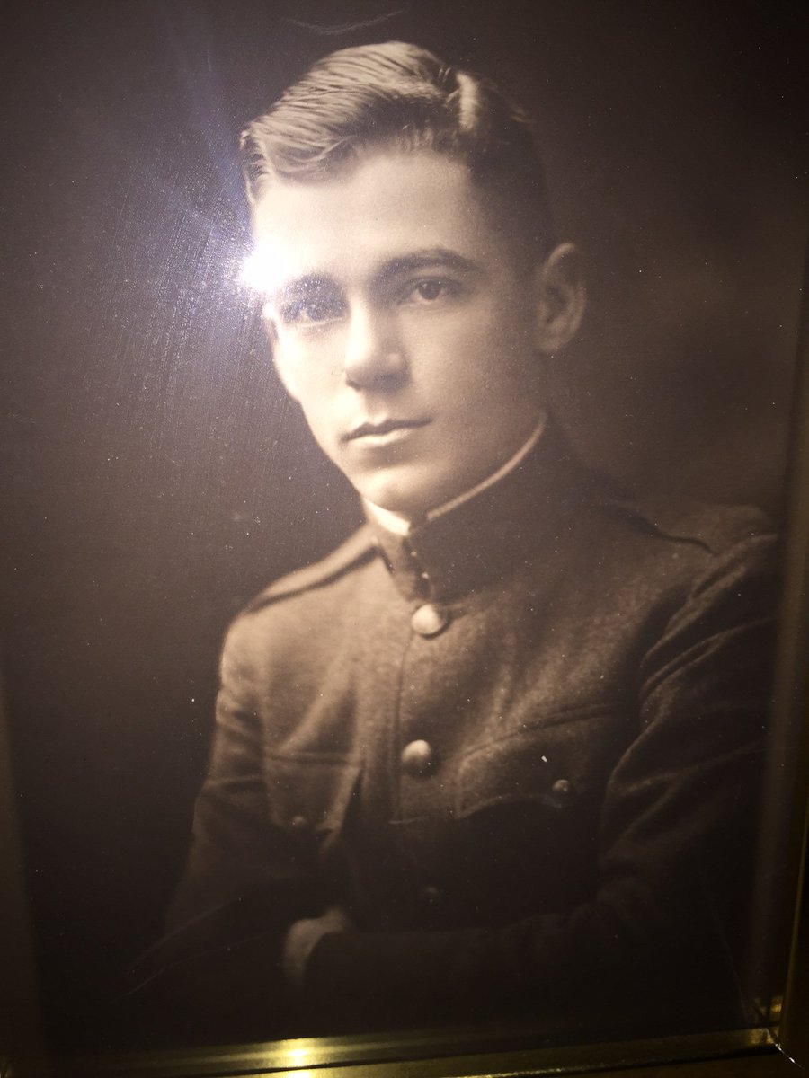 spkelley8's tweet photo. Thanking all veterans for their service today, especially my father and grandfather. Proud to be the son of a Marine still going strong! #SemperFi https://t.co/MfdszVY3fe