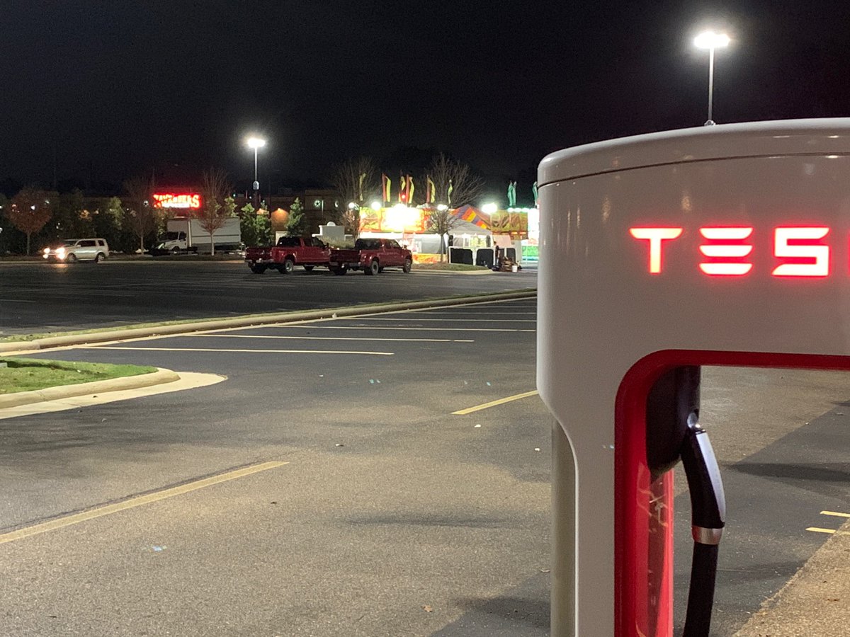 thriveeachday's tweet photo. Also.. there was a mini carnival at the last supercharger. π₯¨ππΏπ€‘ @tesla #COtoFLTeslaTrip #random #butcool https://t.co/VM3QN8DN2s