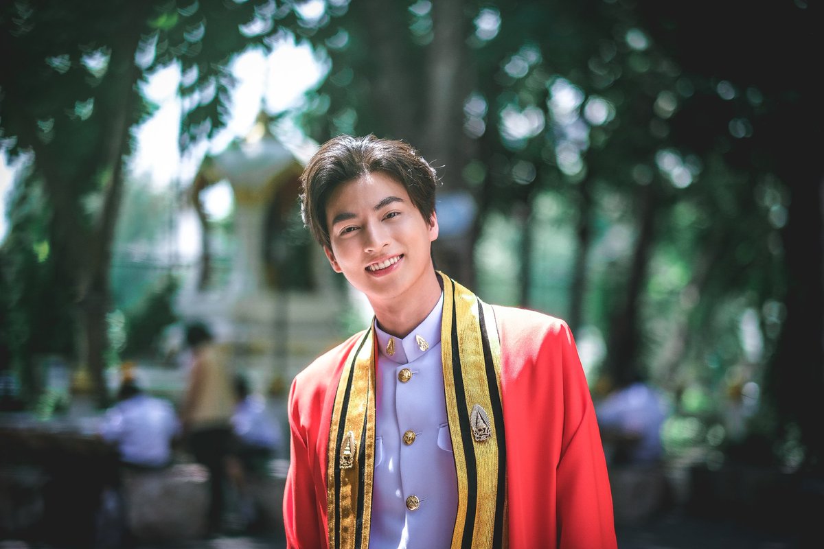 GiftZyGK's tweet photo. ขอแสดงความยินดีกับความสำเร็จอีกหนึ่งก้าวของน้องกลัฟนะครับ และขอให้หนูประสบความสำเร็จในทุกๆก้าวของชีวิตเลยนะครับ หวังว่าหนูจะชอบของขวัญที่ฝากไปให้นะลูก...รักนะครับ...❤
#SupportGulfForever
#ConGULFtulations https://t.co/AYuqIhymjD