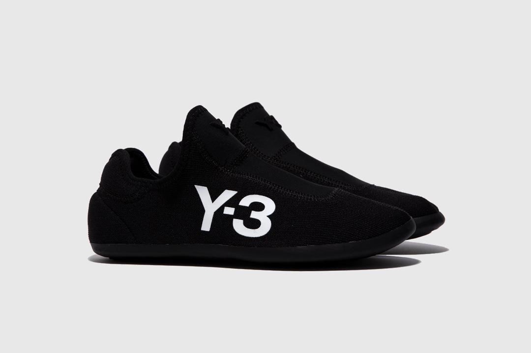 nicekicks's tweet photo. This 4D Y-3 Runner IO comes with a removable inner bootie. 😳 https://t.co/QybvmQMnwE