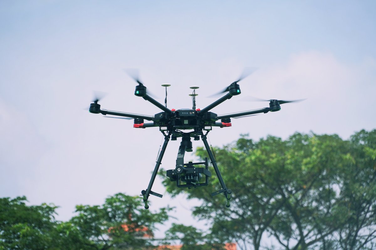 gremsytech's tweet photo. Gremsy T7 in the setup with Phase One iXM-50/100 - A perfect couple to satisfy diverse mapping, surveying, and inspection applications.
>>Something new to support this setup is coming soon.
#gremsy #gremsytech #gremsyt7 #dronecameragimbal #phaseonecamera #mapping #inspection https://t.co/Avvlw0VBkr