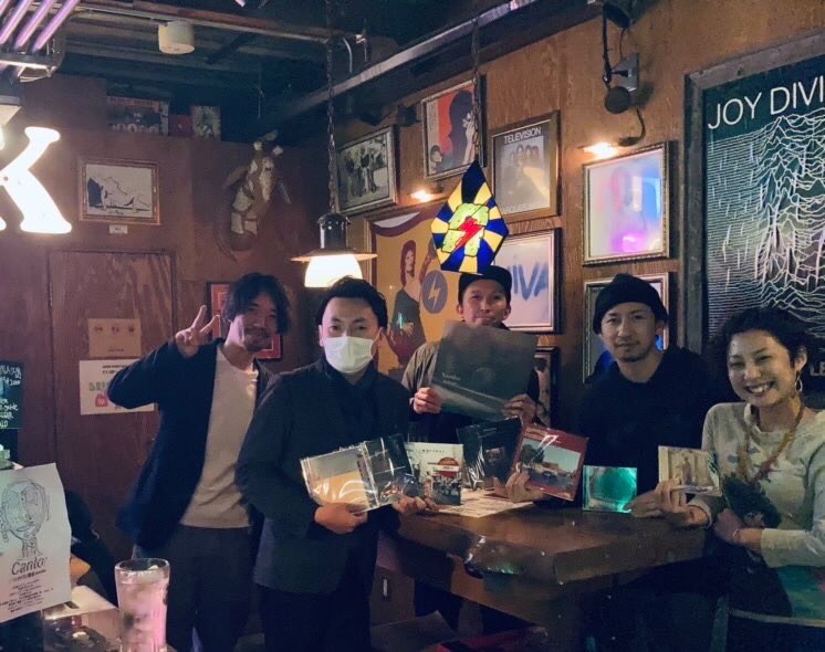 mizqui_mizqui's tweet photo. 先日のラジオ収録後、、
11/14(Sat.)11:00〜
Kamakura FM
Life Beat Lab. で色々語っております!
お世話になっているNautilus の佐々木俊之おにーさんも同じ番組で出演。ぜひ!
#kamakurafm
#lifebeatlab
#urbandiscos https://t.co/SylGuc1Fb2