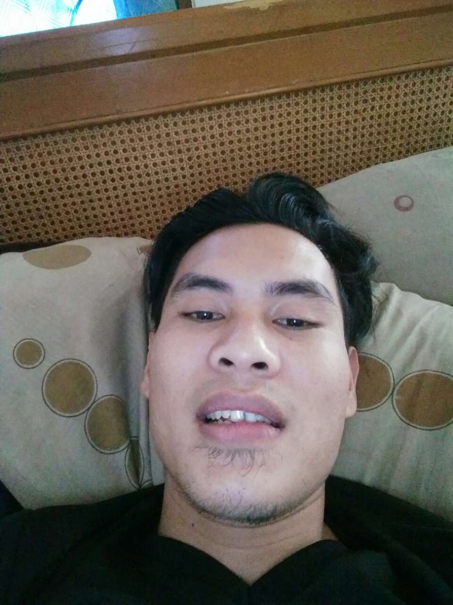Rdinata5's tweet photo. abg satpam hotel,ganteng n asyikk.
yukkkk📩.. https://t.co/IO6sUdcT12