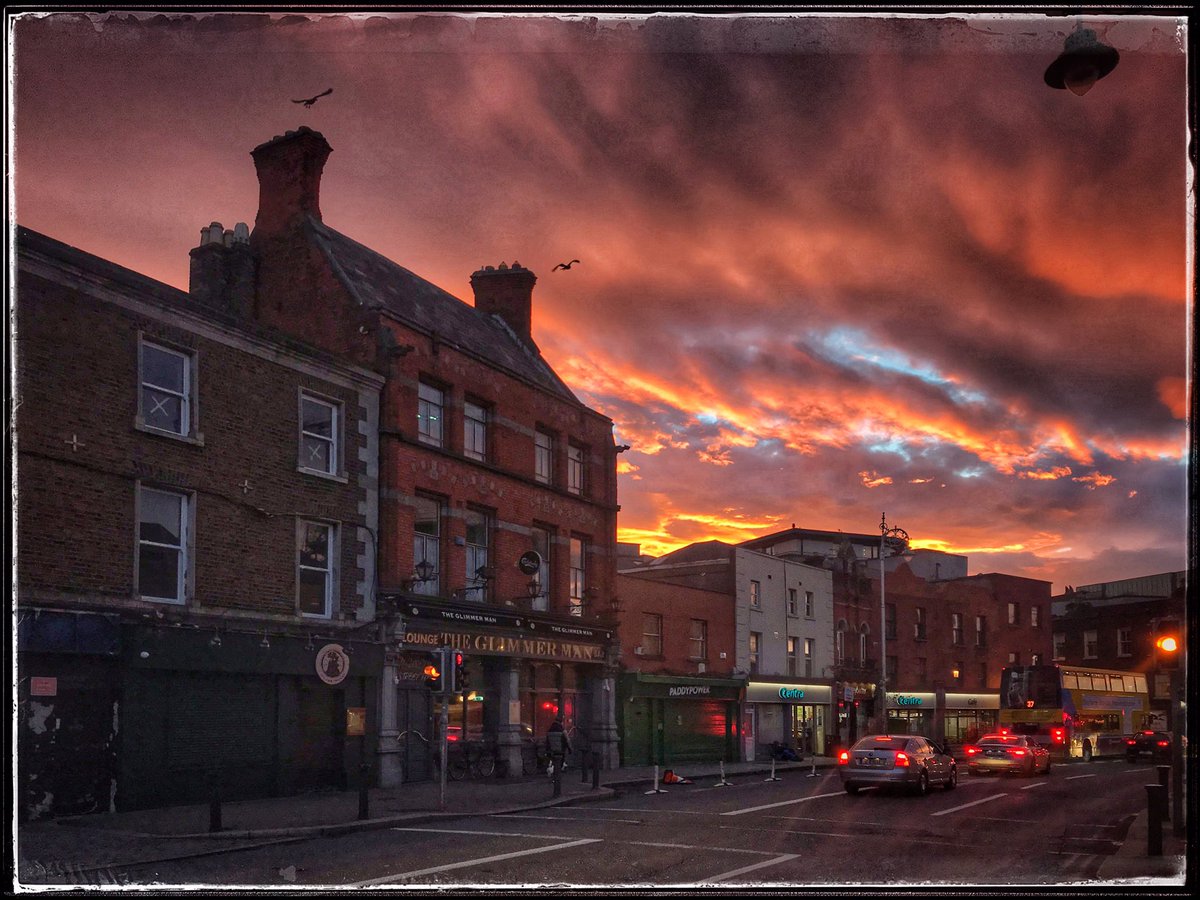jnrbaker's tweet photo. Good morning #Stoneybatter
#Ireland #Dublin #iphonephotography
#shepardswarning https://t.co/ZwO6JgEn6Q