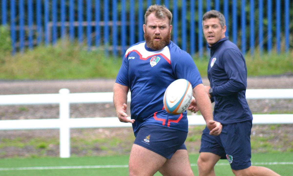 Happy birthday <a href="/GazDenman90/">Gareth Denman</a> hairline and waistline on fleek 🔥