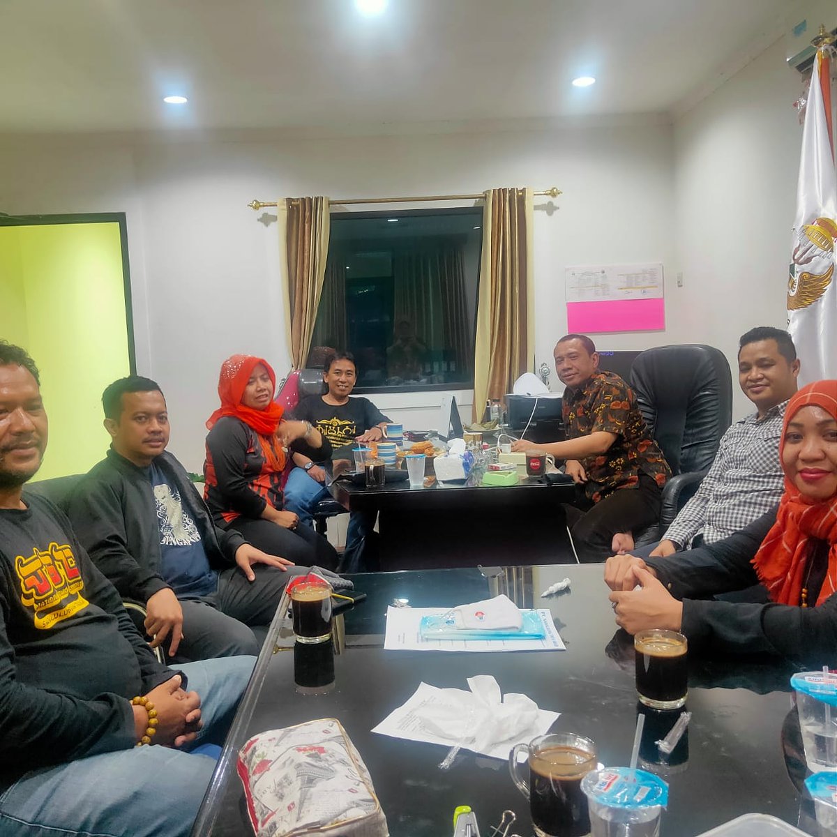 aidillova's tweet photo. Rapat Persiapan Festival Vanili Nusantara dan Kampung Empat Pilar bersama DPP Perbumma Adat Nusantara

#Dppperbummaadatnusantara
#perbumma
 #perbummaadatnusantara
#megyaidillova https://t.co/CQqzJ2zbs9