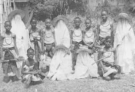 Sometimes the extended family was responsible for organising and training people and for liaising with other similar extended family groups, through councils of elders or elected chiefs. Therefore relationships based on age and kinship were often very important.