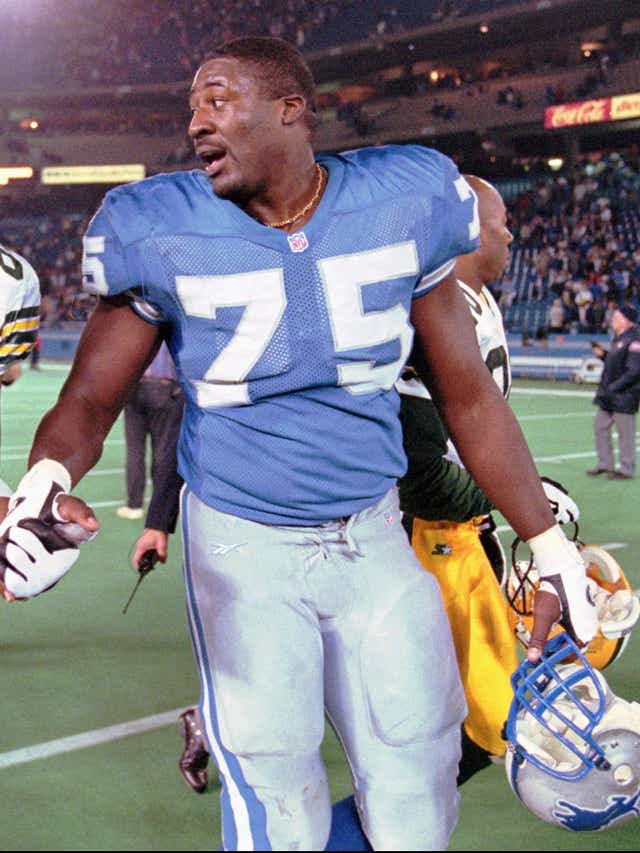 OT  @lomasbrown75 Key offensive lineman for much of Barry Sanders’ career In 7-year stretch, named All Pro 1st or 2nd team six times 8-year stretch as All Pro or Pro Bowl 3x 1st team All Pro, 7x Pro Bowl