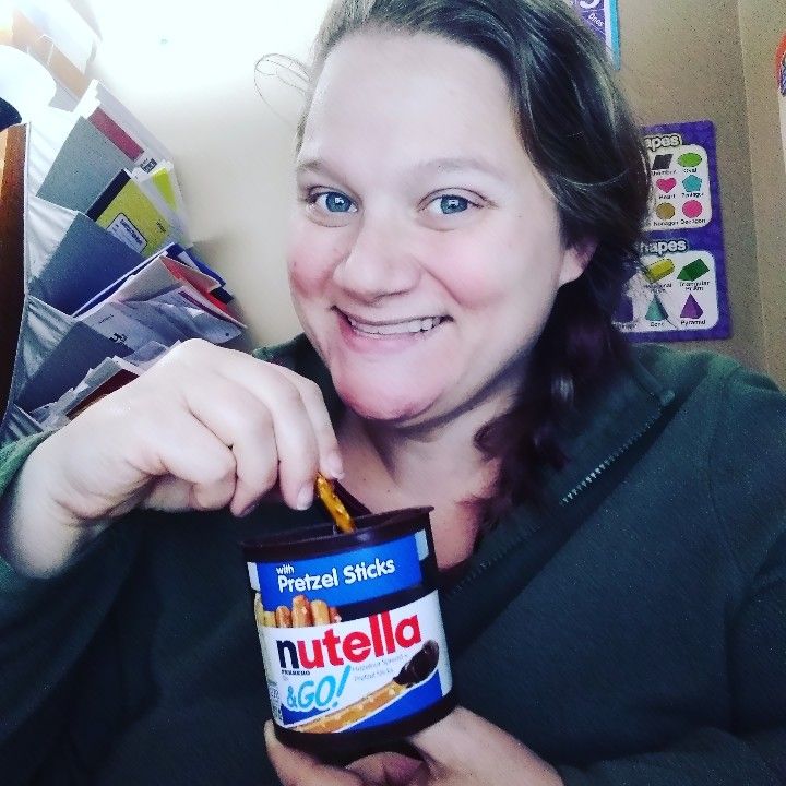 les_head's tweet photo. Yummy snack to unwind with after a crazy day! 
#Nutella #snaks #BoxOfCozyVoxBox https://t.co/f5gCR4LDOz https://t.co/Iq6WSNx0Nk