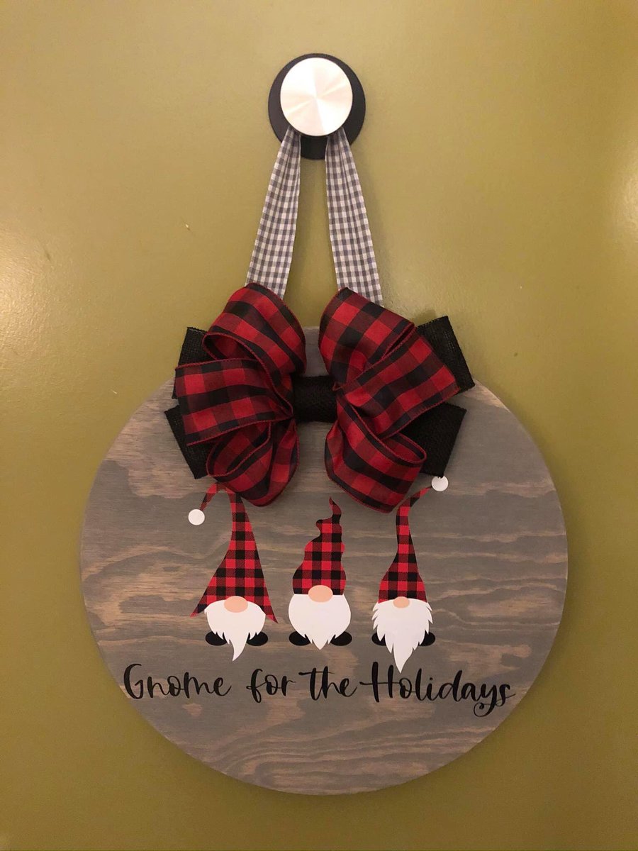 515Woodcraft's tweet image. I wish I had 12 doors to hang all our door hangers on - so hard to pick my favorite! These will be going out to customers this week! I’ve included photos of some of our door hangers options in this post but feel free to browse our Etsy shop.