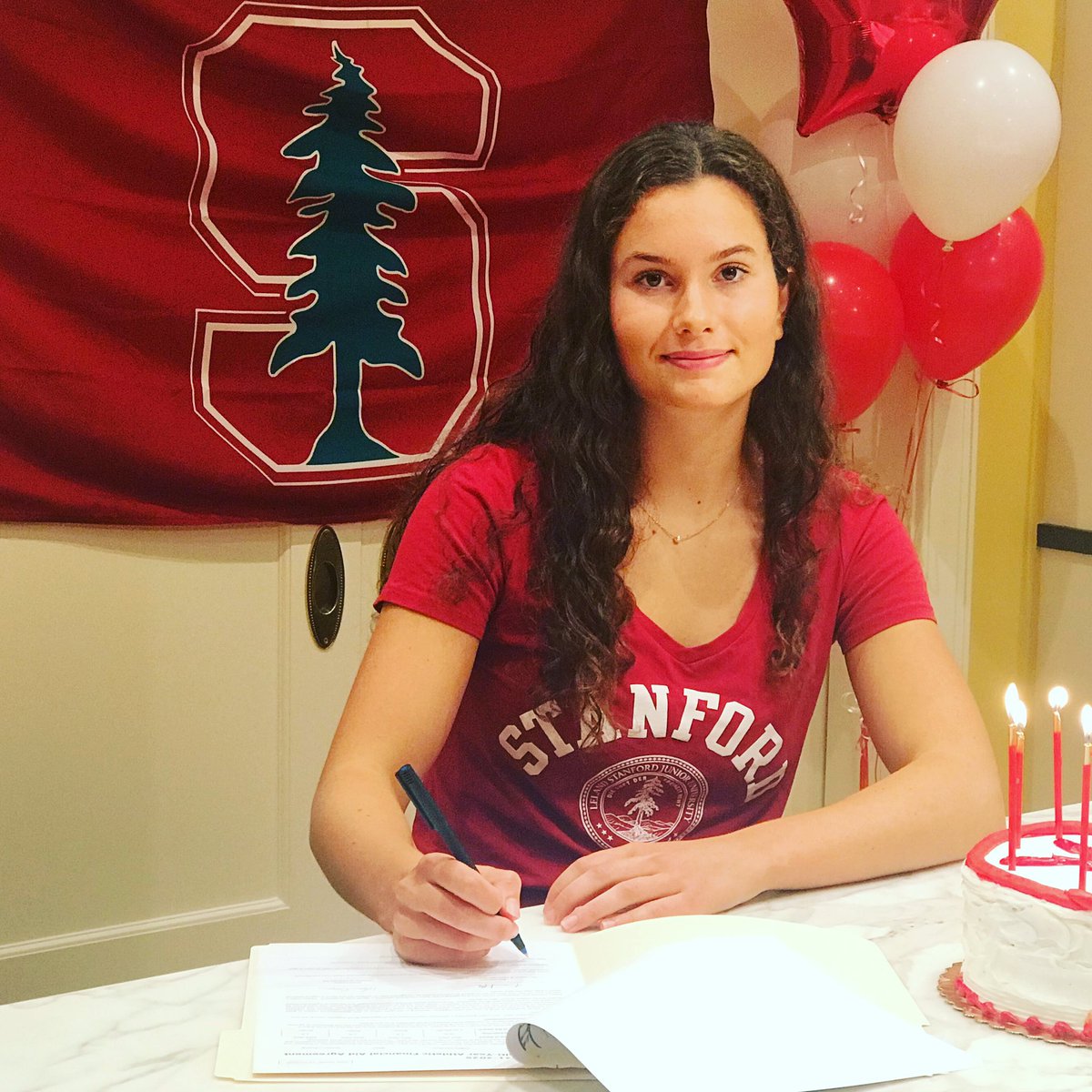 Branson_Bulls's tweet photo. ONTO THE NEXT! Congratulations Julietta Camahort on your commitment to Stanford! 
🎉🚣‍♀️👏 #gocardinal #amazingaccomplishment #wishingyouallthebest #hornsup
@bransonschool @GoStanford https://t.co/QDBDuCuqiq