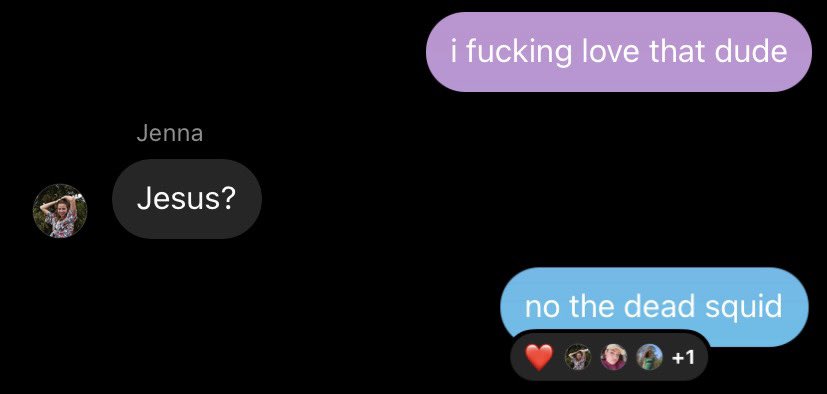 edited because we were having like 3 different conversations about media induced trauma at once but this tweet is dedicated to the smithsonian natural history museum dead squid