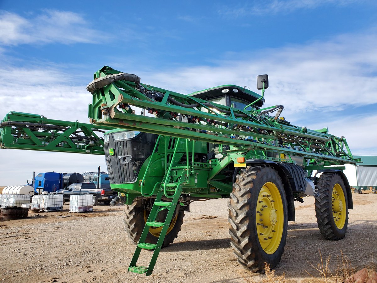 AWApp1's tweet image. 2016 R4045 Sprayer for sale. 120&apos; stainless boom, 15&quot; spacing, boomtrac, hi flow pump, dual flow meter, auto solution control, front fill, premium cab.