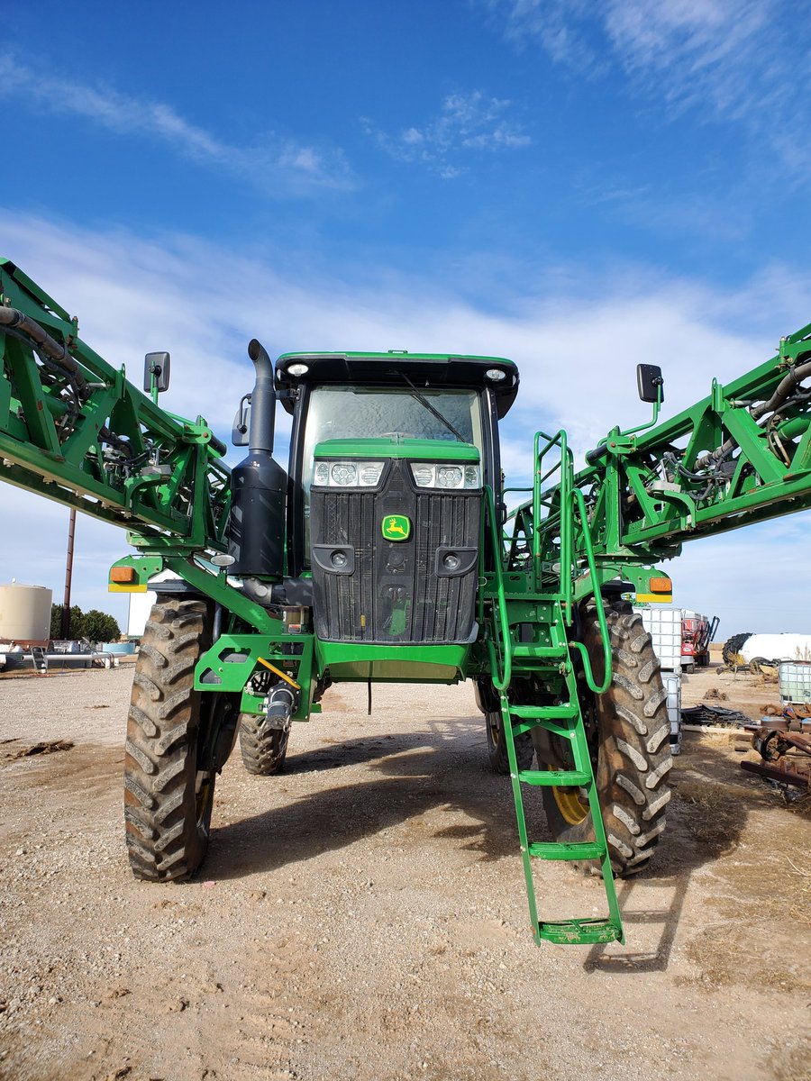 AWApp1's tweet image. 2016 R4045 Sprayer for sale. 120&apos; stainless boom, 15&quot; spacing, boomtrac, hi flow pump, dual flow meter, auto solution control, front fill, premium cab.